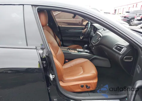 2014 Maserati Ghibli z USA, uszkodzony, nr VIN ZAM57XSA7E1097520